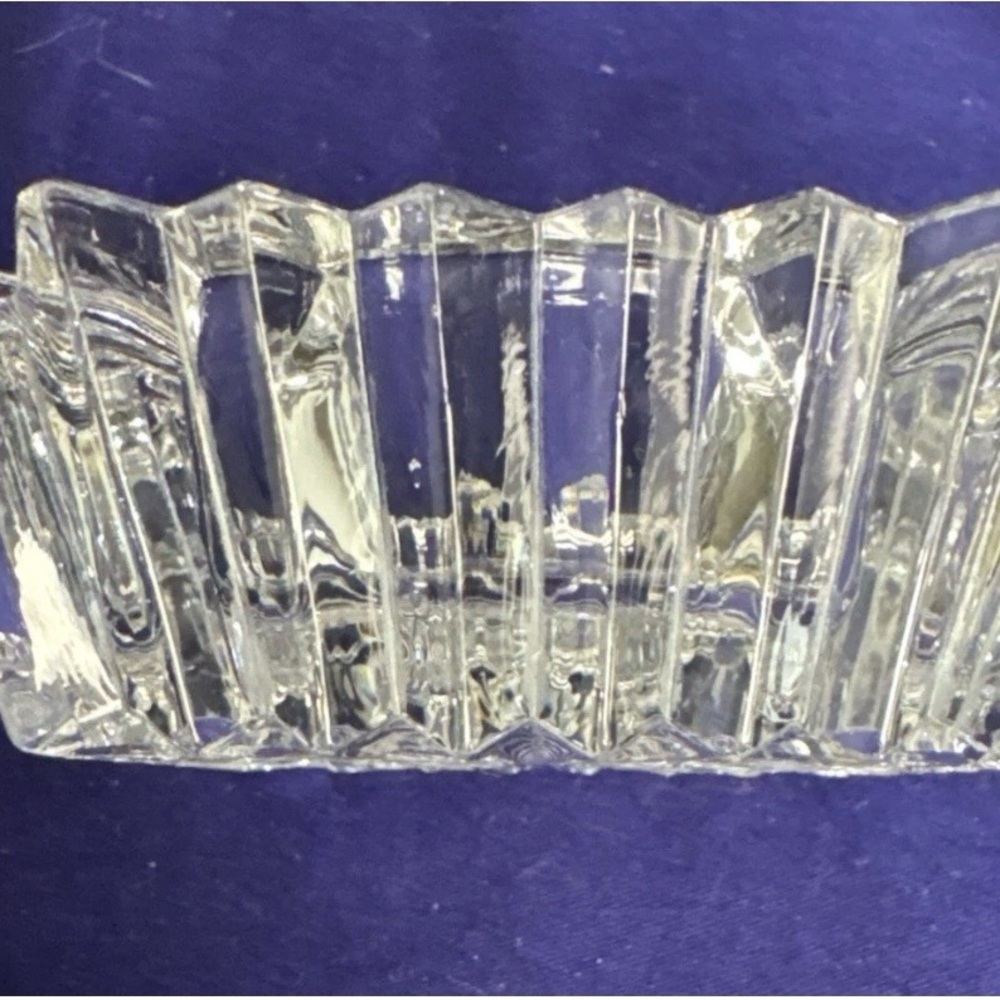 Vintage Heisey Ridgeleigh Glass Ashtray. Approx 2 3/4" - Picture 2 of 4